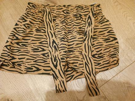 Kraťasy č.146/152, 146