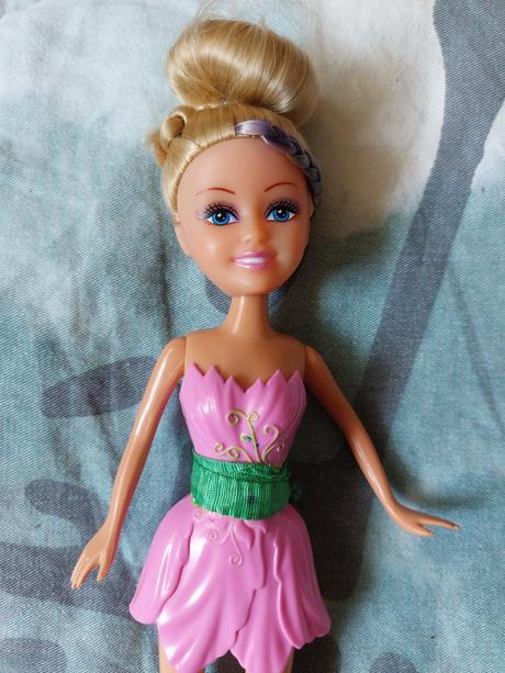 Panenka alá barbie,