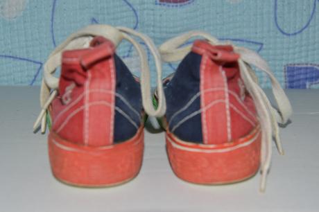 Červeno-zelené plátěnky, tenisky, 22