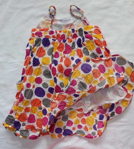 Ar137. šaty s kapsami 1-1,5 let, 86