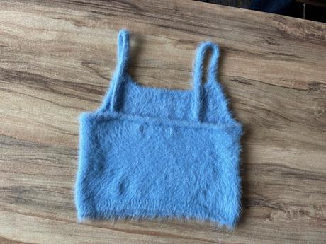 Modrý pletený crop top, new yorker,xs