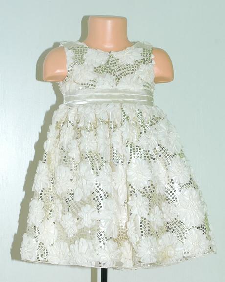 Slavnostní sváteční společenské šaty, 104