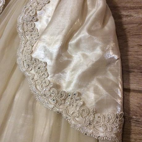 Slavnostní princeznovské šaty, 92