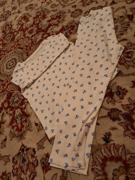 Květinkové pyžamo, h&m,98