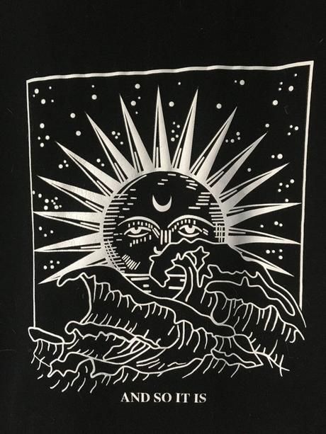 Vel. xs černé triko se sluncem, xs