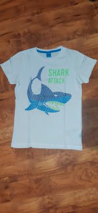 Dětské bavlněné triko kr.ruk. 134/140 žralok, kik,134