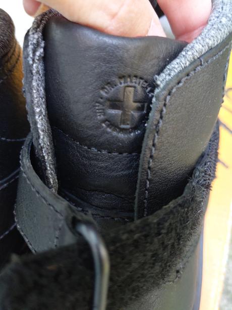 Nenošené dětské kožené boty dr. martens vel. 27, 27