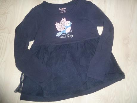 Triko s ptáčkem, tylová sukýnka, lupilu,122
