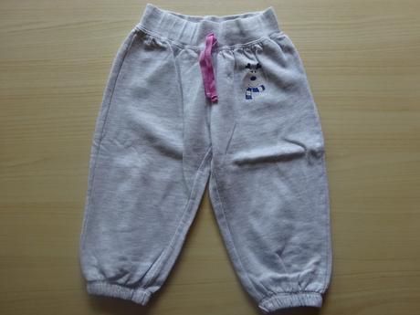 Světle šedé tepláky, vel. 86, ergee,86