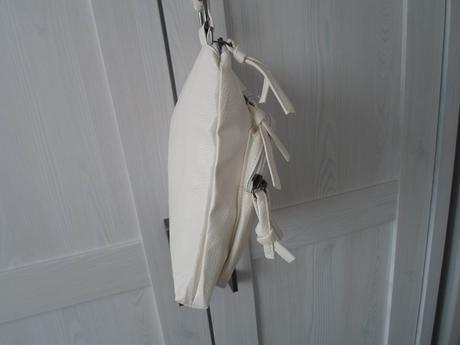 Bílá krémová kabelka cross body, 