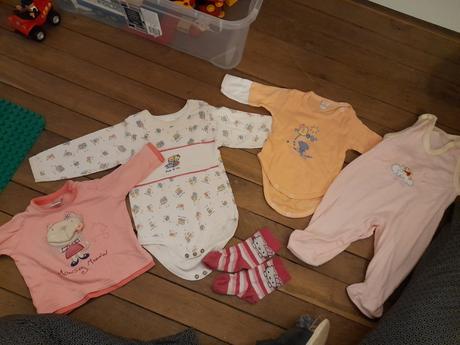 Balík věcí na miminko,mix na holku,tričko,bodýčko, 68–80