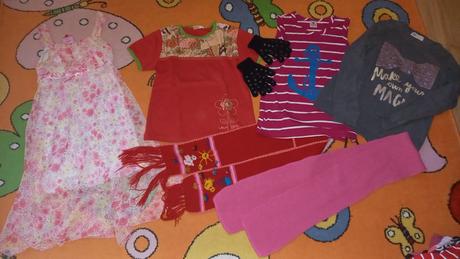 Balíček dívčího oblečení vel. 116 - 122/128, 122–134