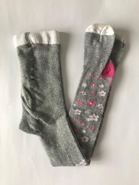 Punčocháčky s kytičkami, 116