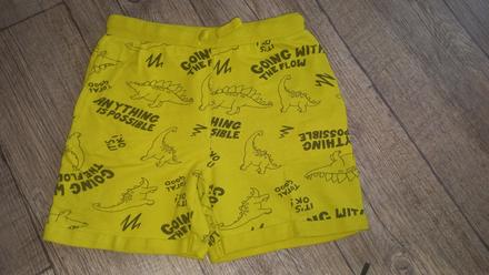 Kraťasy dino, sinsay,140