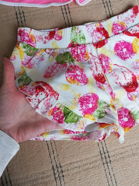 Dívčí kraťasy, 134