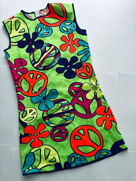 An19/ kostym hippies - v.cca 7/8 let,