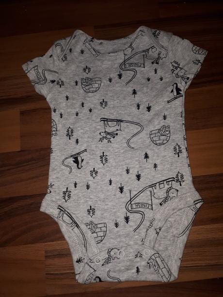 Šedé body vel. 62, carter's,62