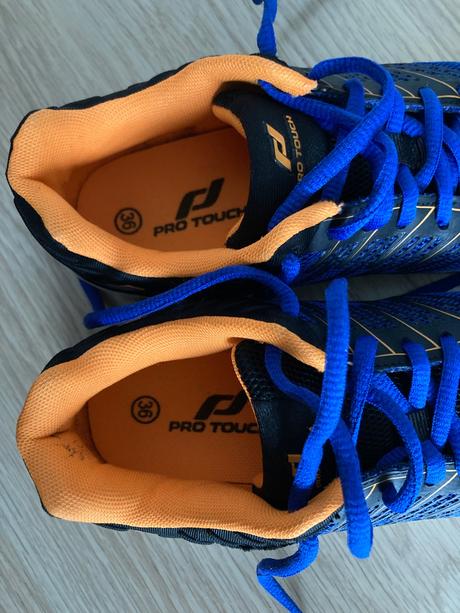 Tenisky, sálovky, na tělocvik a sport, 36