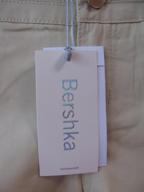 Luxusní elastické béžové kraťasy bershka, bershka,34