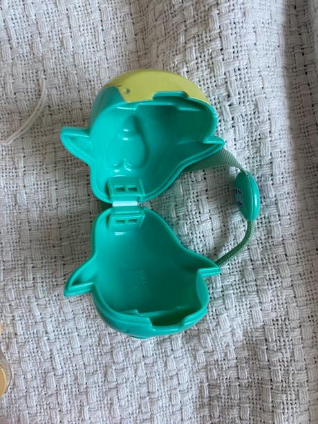 Klip/stužka a krabička na dudlík, chicco