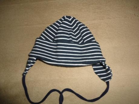Krásná přechodová čepička 38-41cm, 80