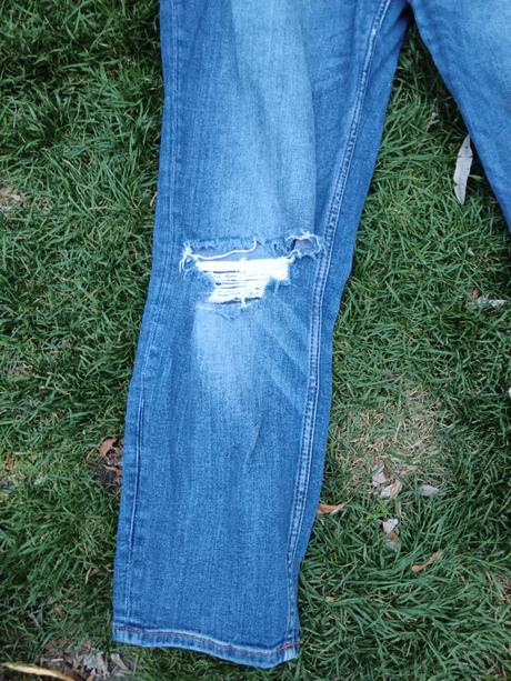Těhotenské trhané/drbané rifleh&m slimboyfriend 38, h&m,38
