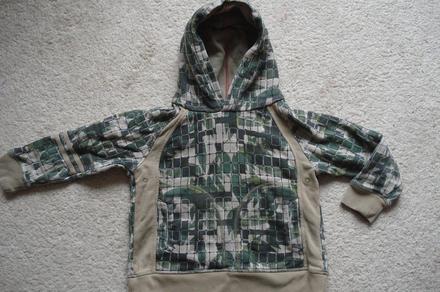 Mikina na lítačku, 104