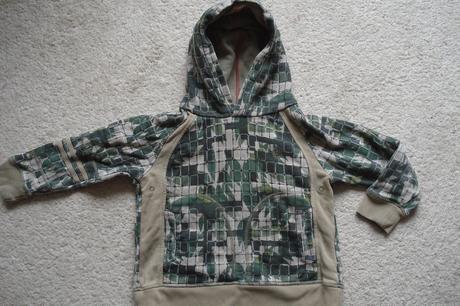 Mikina na lítačku, 104