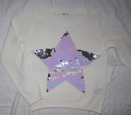 Vb168. jemný svetr s flitry hvězou 10-11 let, h&m,146