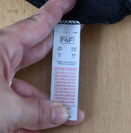 Mikina vel. 5 - 6 let, f&f,116