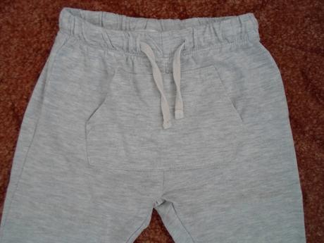 Šedé tepláky tepláčky kalhoty, 86