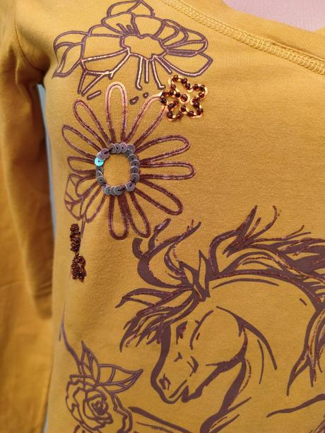 Zdobené tričko extyn - vel.s/m, s