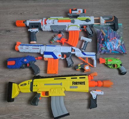 Set nerf pistolí- 6 ks,