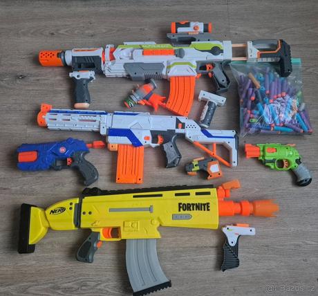 Set nerf pistolí- 6 ks,