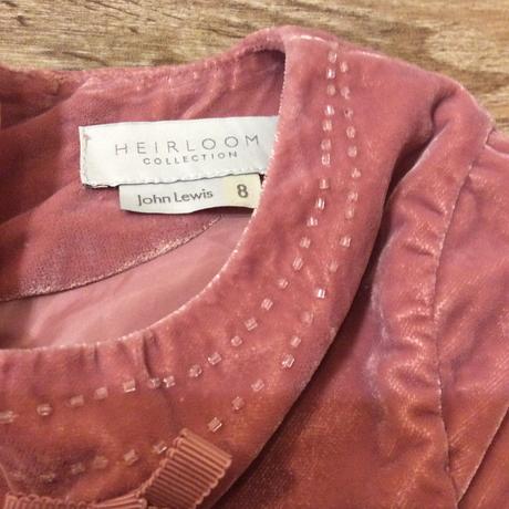 Slavnostní šaty s hodně bohatou tylovou sukní, john lewis,128