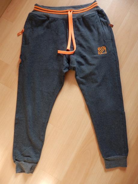 Tepláky enjoy the movement - vel.s - parkour, 146