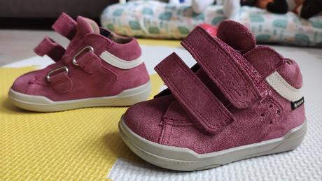 Celoroční boty superfit vel. 20, 20