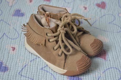 25 celoroční boty, 25