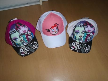 Kšiltovka vel 56 11-14 let monster high, disney,56