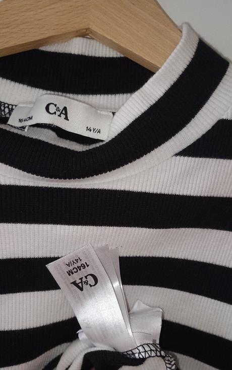 Krásné žebrované tričko zn.c&a vel. xs/s nebo 164, c&a,xs