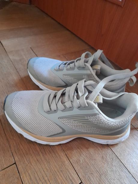 Boty sportovní arcore sportissimo vel 36. na holku, 36