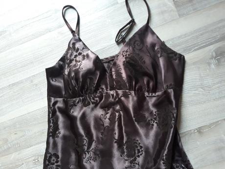 Spoločenské šaty, l