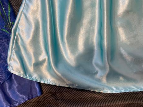 Karnevalové šaty122/128, 2 ks, 