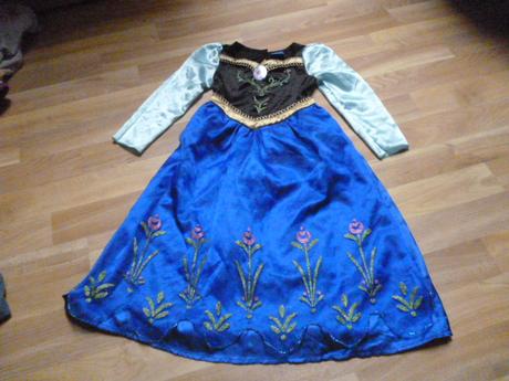 Karneval děti šaty frozen vel. 3-4,