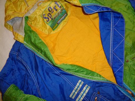 Pěkná barevná šusťáková bunda 152/158, 152