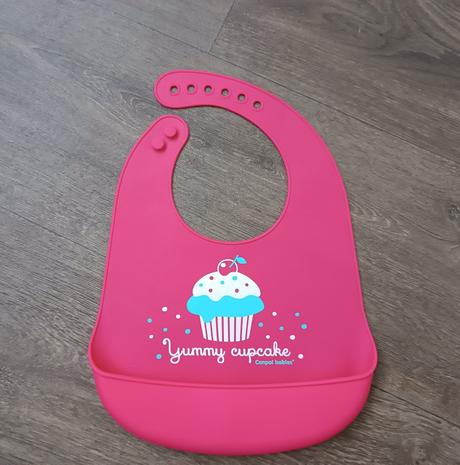 5x dětské bryndáky, 