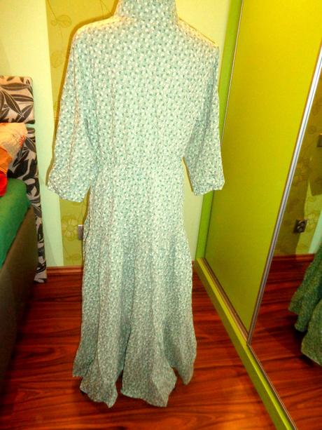 Luxusní hráškově zelené volánové maxi šaty, 44