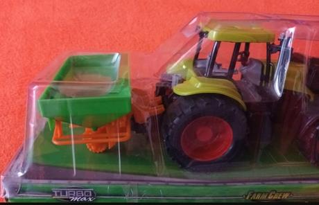 Plastový traktor zelený farm tractor,