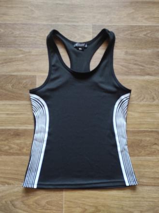 Tílko, s