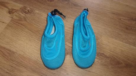 Boty do vody zn. aress vel. 32, 32